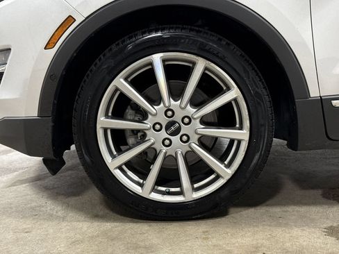 Used 2019 Lincoln MKC Reserve w/ MKC Technology Package FWD image 28