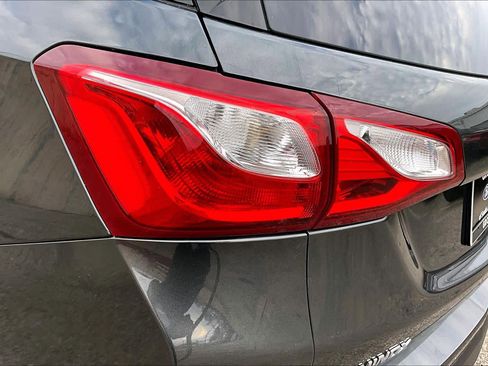 Used 2020 Chevrolet Equinox LS w/ LS Convenience Package image 27