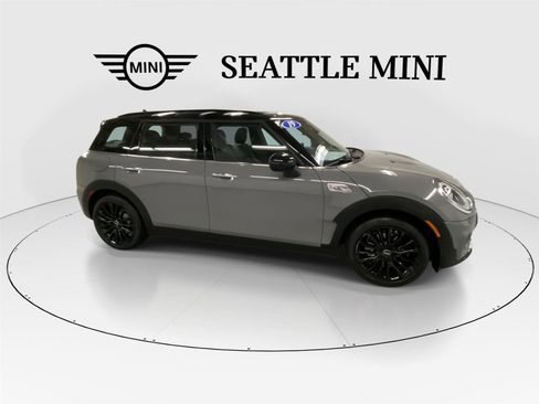 Used 2019 MINI Cooper Clubman S w/ Premium Package image 13