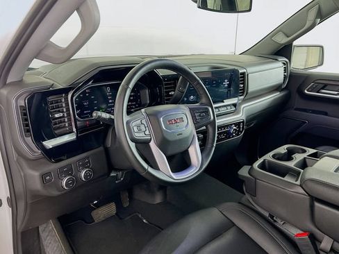 Used 2026 GMC Sierra 1500 SLT AWD/4WD image 35