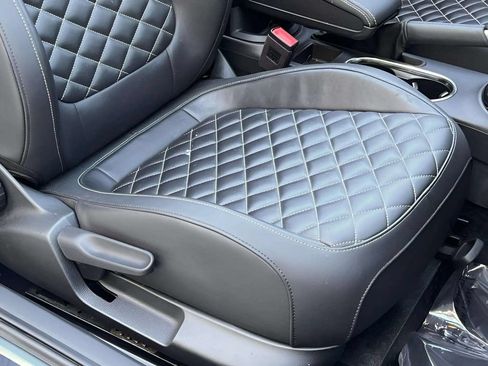 Used 2019 Volkswagen Beetle 2.0T Final Edition SEL FWD image 29