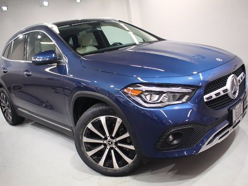 Used 2022 Mercedes-Benz GLA 250 4MATIC image 8