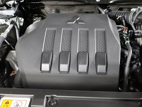 New 2026 Mitsubishi Eclipse Cross SE image 19