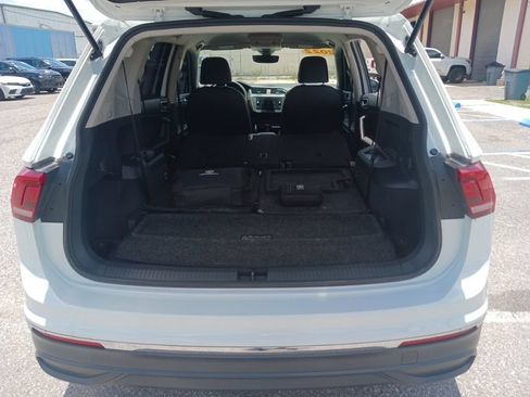 Used 2022 Volkswagen Tiguan SE FWD image 22