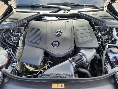 Used 2026 Mercedes-Benz E 350 4MATIC Sedan image 23