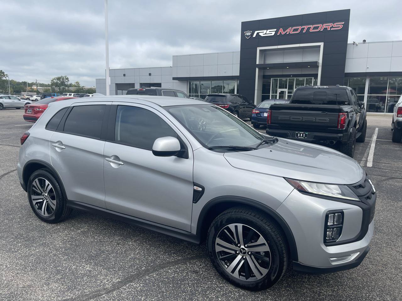 Used 2026 Mitsubishi Outlander Sport AWD image 1