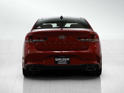 Used 2019 Hyundai Sonata Limited image 4