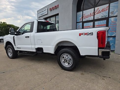 Used 2024 Ford F350 XL w/ FX4 Off-Road Package AWD/4WD image 6