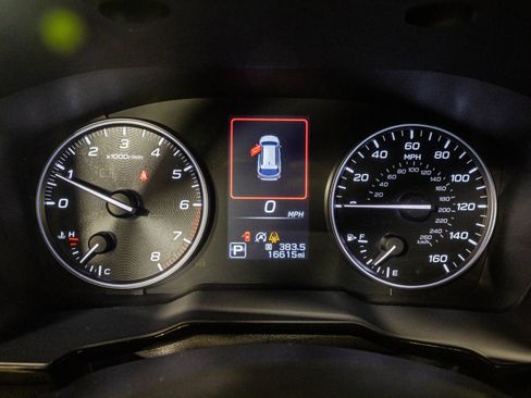 Used 2025 Subaru Outback Premium w/ Popular Package #1A image 36