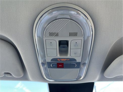 Used 2023 Hyundai Ioniq 5 Limited image 25