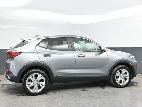 Used 2025 Buick Encore GX Preferred AWD/4WD image 10