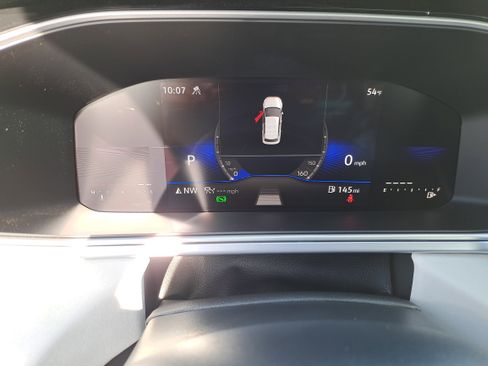 New 2026 Volkswagen Taos SE image 18