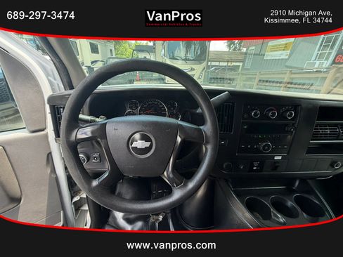 Used 2014 Chevrolet Express 3500 Extended RWD image 10