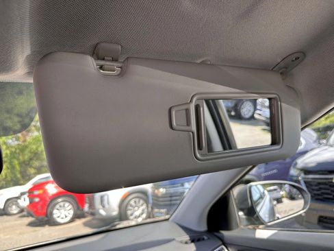 Used 2017 Hyundai Elantra SE FWD image 28