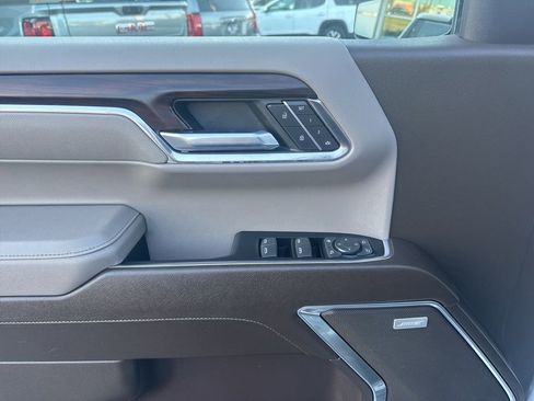 Used 2023 GMC Sierra 1500 SLT w/ SLT Premium Package image 19