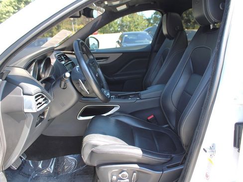 Used 2020 Jaguar F-PACE S image 13