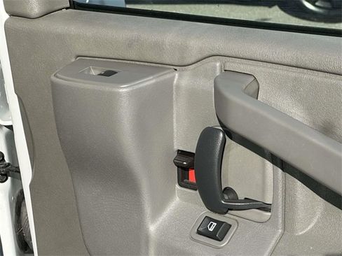 Used 2023 GMC Savana 2500 w/ Driver Convenience Package image 28