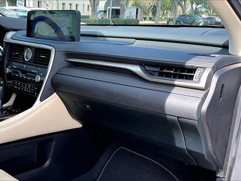 Used 2022 Lexus RX 350 FWD w/ Premium Package image 19