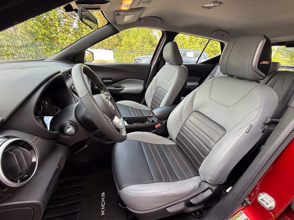 Used 2024 Nissan Kicks SR w/ SR Premium Package FWD image 24