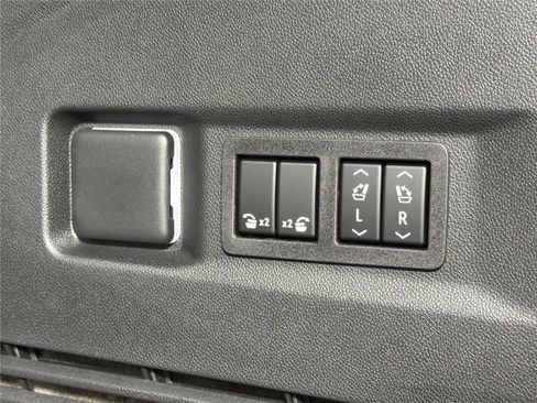 New 2026 GMC Yukon AT4 Ultimate AWD/4WD image 20