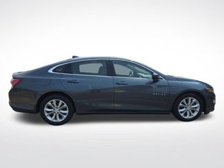 Used 2019 Chevrolet Malibu LT FWD video 2