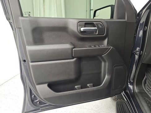 Used 2024 Chevrolet Silverado 1500 Custom Trail Boss AWD/4WD image 11