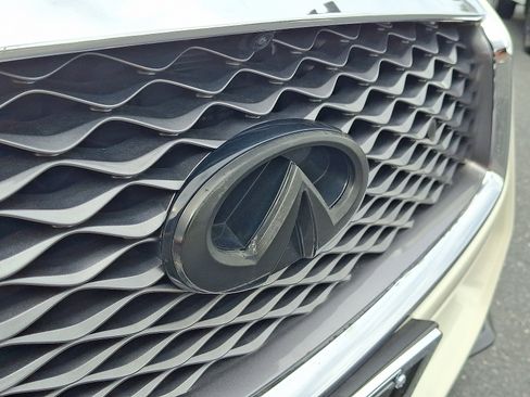 Certified 2022 INFINITI Q50 Sensory image 30