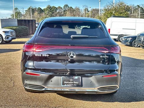 Used 2023 Mercedes-Benz EQE 500 4MATIC SUV w/ Pinnacle Trim Package image 7