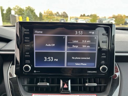 Certified 2022 Toyota Corolla Cross XLE image 26