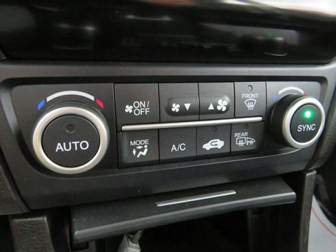 Used 2018 Acura ILX image 22