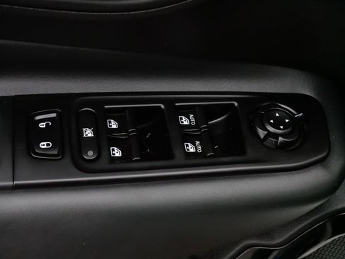 Used 2023 Jeep Renegade Altitude w/ Convenience Group I image 19