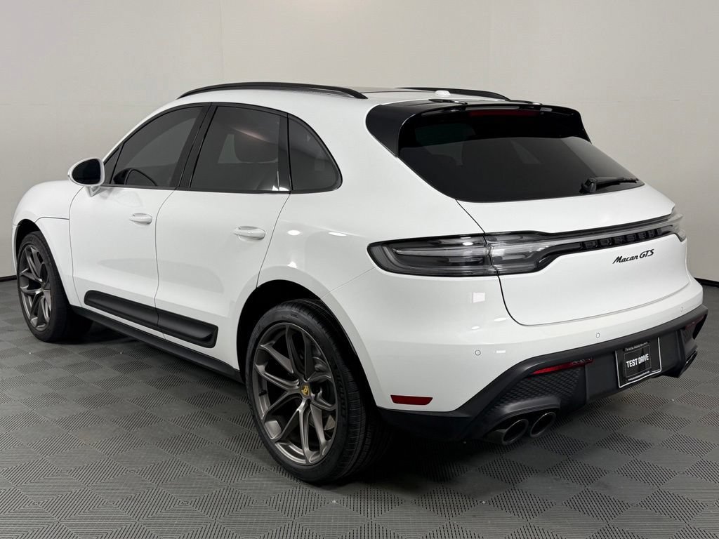 Certified 2025 Porsche Macan GTS AWD/4WD image 3