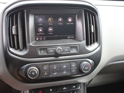 Used 2022 Chevrolet Colorado W/T AWD/4WD image 14