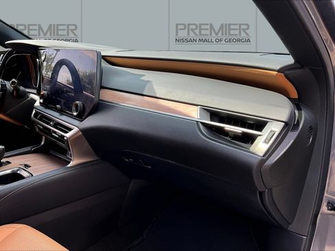 Used 2023 Lexus RX 350 Premium w/ Accessory Package AWD/4WD image 27