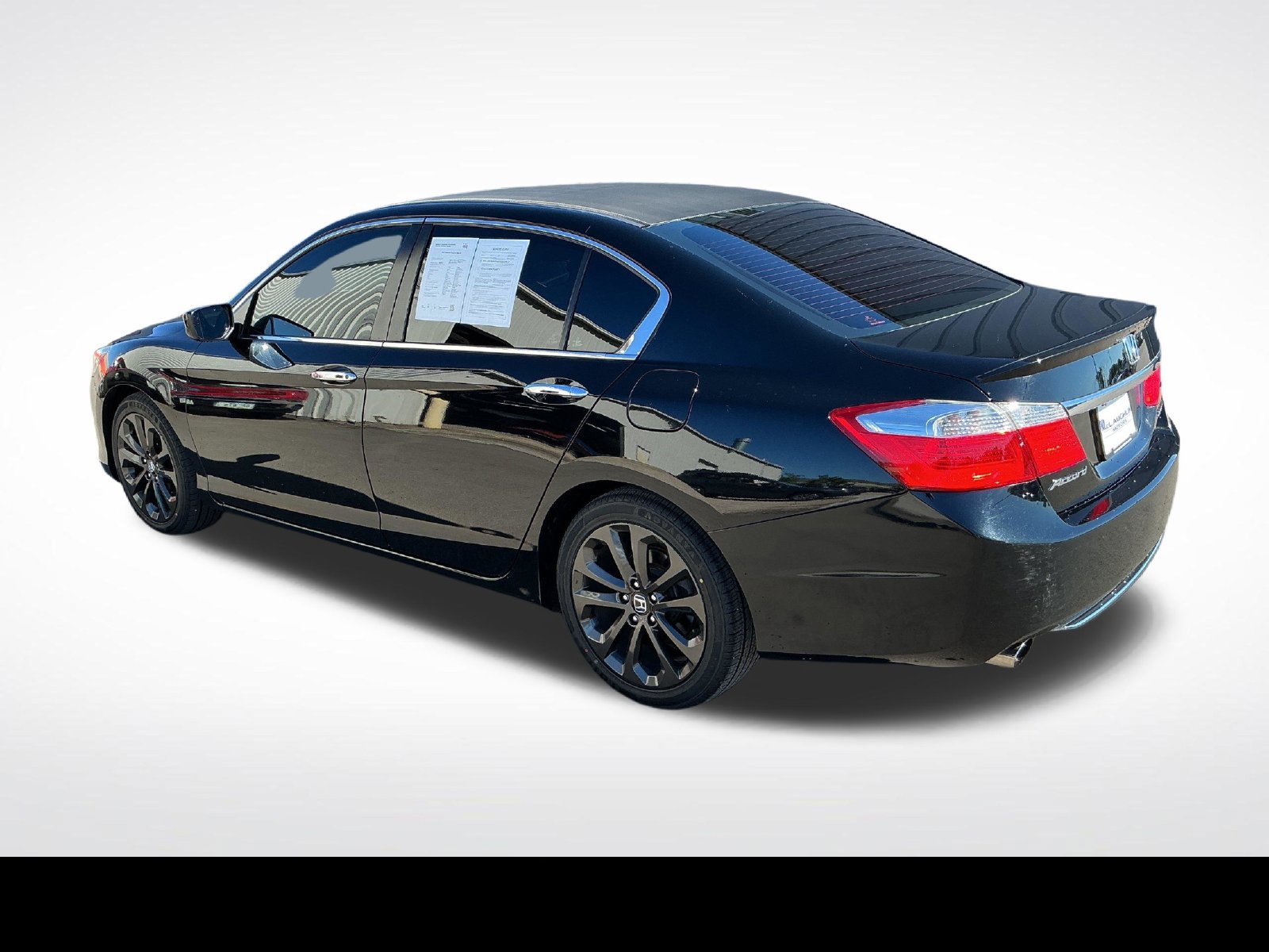 Used 2015 Honda Accord Sport image 3