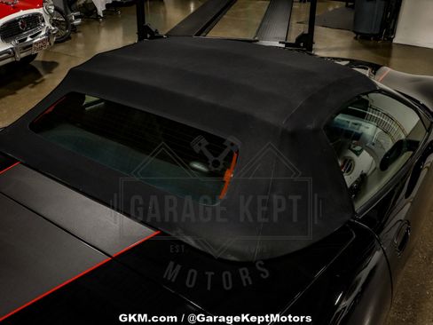 Used 2002 Chevrolet Corvette Convertible w/ Preferred Equipment Group2 image 19