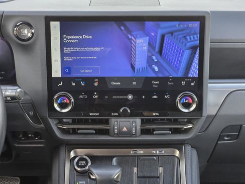Used 2024 Lexus GX 550 w/ Cold Area Package AWD/4WD image 12