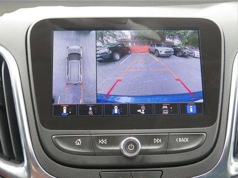 Certified 2024 Chevrolet Equinox LT FWD image 18