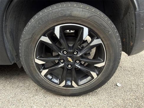 Used 2022 Chevrolet TrailBlazer LT w/ Confidence II Package image 4