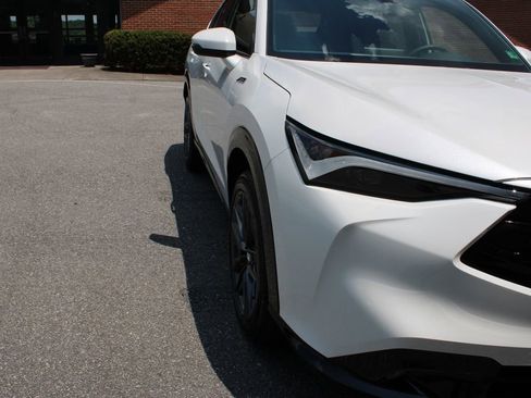 Certified 2025 Acura ADX A-Spec image 40