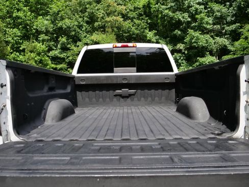 Used 2015 Chevrolet Silverado 2500 LTZ w/ Duramax Plus Package AWD/4WD image 29