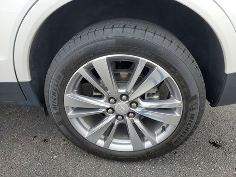 Certified 2023 Cadillac XT5 Premium Luxury image 33