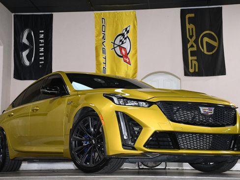 Used 2024 Cadillac CT5 V Blackwing w/ Carbon Fiber Package 2 RWD image 83