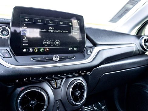 Used 2025 Chevrolet Blazer LT image 23