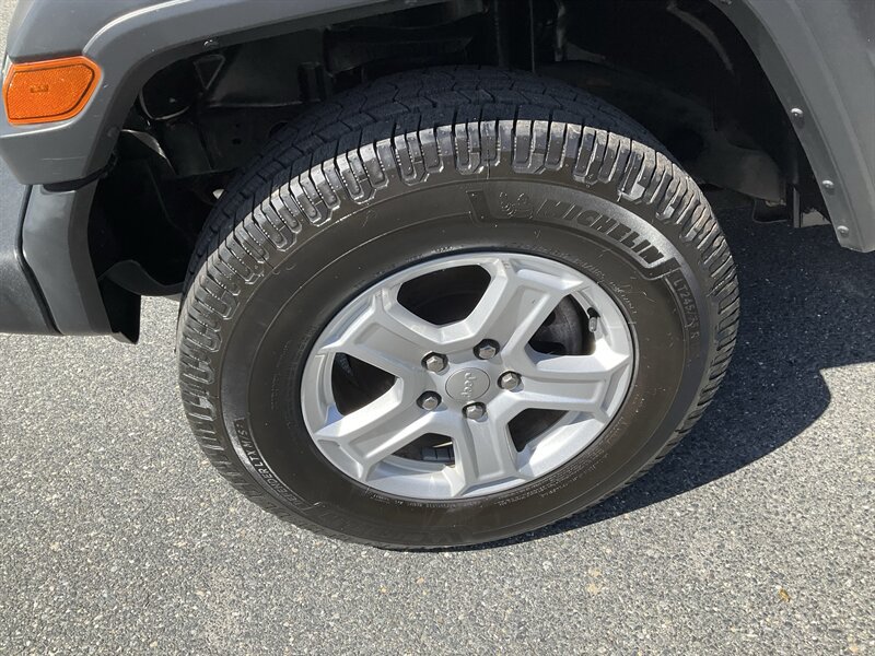 Used 2020 Jeep Wrangler Unlimited Sport S AWD/4WD image 9