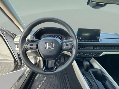 Certified 2023 Honda Accord LX image 10