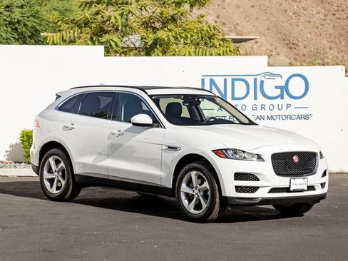 Used 2019 Jaguar F-PACE Premium AWD/4WD image 4