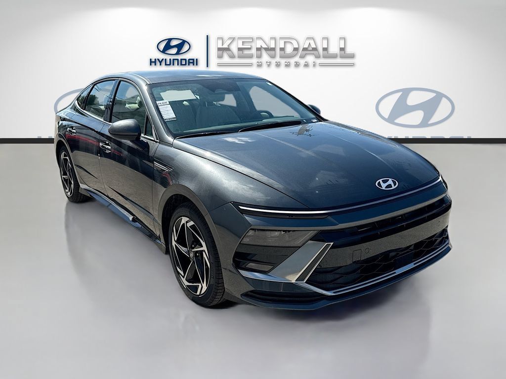 Used 2026 Hyundai Sonata SEL FWD image 1