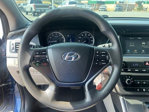 Used 2016 Hyundai Sonata SE FWD image 18