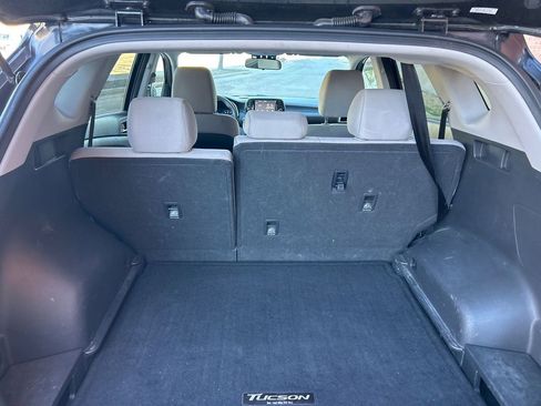 Used 2020 Hyundai Tucson SE image 8